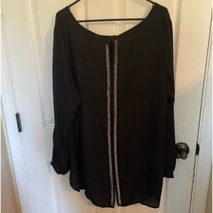 Women’s plus long sleeve blouse